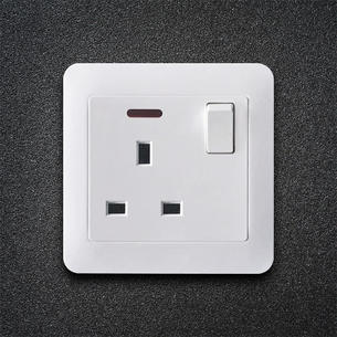 Plastic Switch TT-UK Socket With Switch With Indicator Light-WHITE